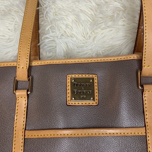 Dooney & Bourke Lexington Shopper Handbag - Picture 2 of 16